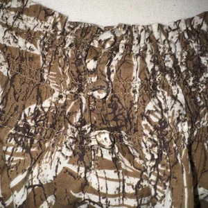 Brown leaf tropical print peasant top  thumbnail 4