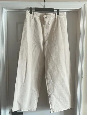 Universal Threads NWOT Cream Wide-Leg Ankle Jeans thumbnail 2