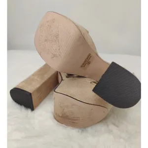 Chase and Chloe Tan Platform sandals Sz 6 faux suede thumbnail 6