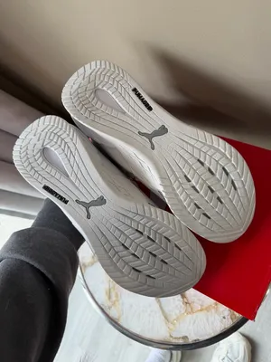 Puma Sneakers thumbnail 3