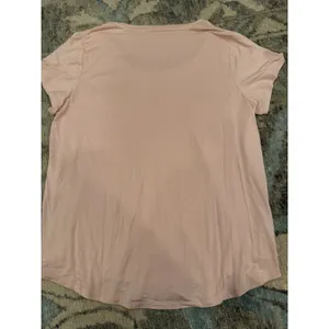 Kindred Bravely Everyday Maternity & Nursing Pocket T-shirt Dusty Pink Sz L NWT thumbnail 6