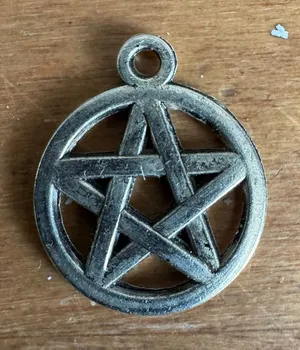 Vintage Silver Witchy Pentagram Pendant Charm thumbnail 1