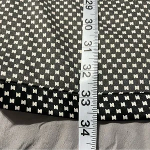 Victoria’s Secret Black & White Pattern Satin-like Robe Size Small thumbnail 10