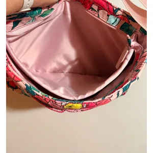 Vera Bradley Messenger Bag Womens OS Mod Floral Pink Print (retired)Excellent thumbnail 6