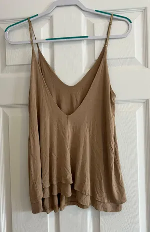 Mod on Trend Flowy Tank Top Tan Size L thumbnail 2