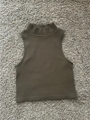 Lane 201 Olive Mock Neck Tank thumbnail 2