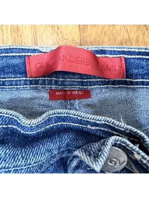 Size 6 Girls gloria vanderbilt jeans Light Wash (petite) thumbnail 2