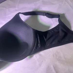 Nike Women's Black and White Sports Bra thumbnail 7
