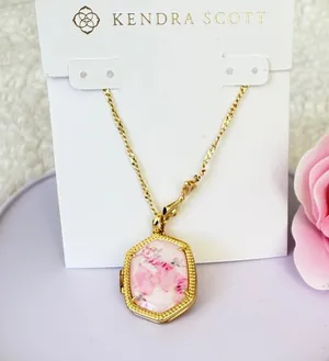 Kendra Scott x LoveShackFancy Daphne Gold Locket Necklace thumbnail 1