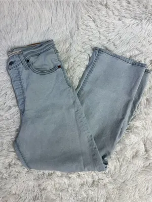 Levi’s Ribcage Straight Ankle Jeans Size 28 Light Wash Distressed thumbnail 4