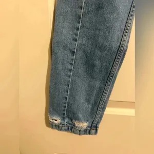 Free People We The Free‎ Women's Two Toned Patchwork Distressed Denim Jeans 24 thumbnail 6