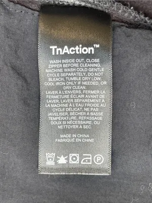 Aritzia TNAction Snoblock Polar Shred Mockneck Jacket Black minimalist fall XS thumbnail 12