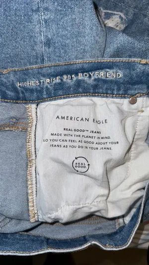 American Eagle Highest Rise 90s Boyfriend Jeans thumbnail 3