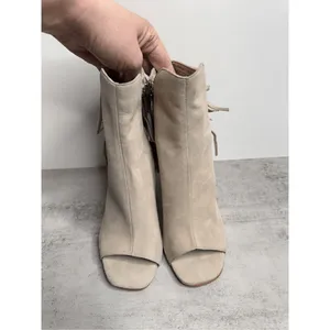 Vince Camuto Booties Size 5 Tan Suede Fringe Stiletto Heels Peep Toe‎ thumbnail 5