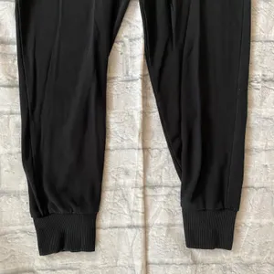women S high waist pull on jogger pants w/drawstring & front pockets thumbnail 2