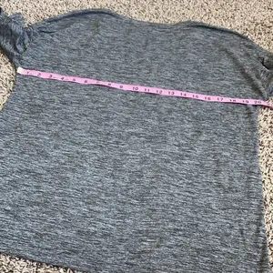 5/$30 🎈 Dip women’s medium‎ heather grey tee Gray thumbnail 5