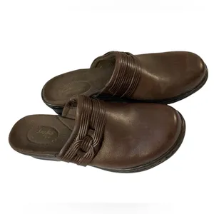 CLARKS Chocolate Dark Brown Leather Clog Mules Slides Shoes - Size 7 thumbnail 4