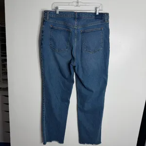Abercrombie & Fitch The 90's Straight Ultra High Rise Medium‎ Wash Raw Hem 16/33 thumbnail 3