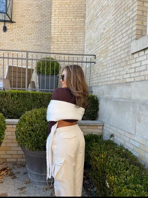 Aritzia Cargo Pants TNA thumbnail 1