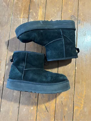 UGG Classic Mini Platform boots booties featuring thick soles and suede uppers. thumbnail 4