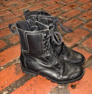 SOREL Phoenix Lace Leather Black Biker Waterproof Combat Boots Women's Sz 6.5 thumbnail 1