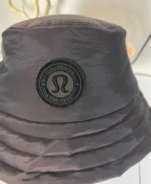 Lululemon NWT Wunder Puff Unisex Bucket Hat Insulated Fleece L/XL Shimmer Brown thumbnail 1