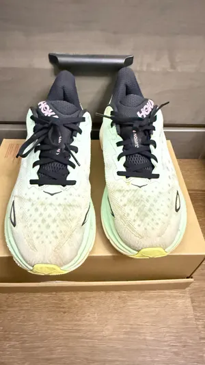 HOKA One One Clifton 9 Running Shoes Womens Size 9.5 Green Pink Athletic Trainer thumbnail 2