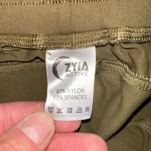 Zyia Olive trail Athleisure sporty M workout joggers thumbnail 4