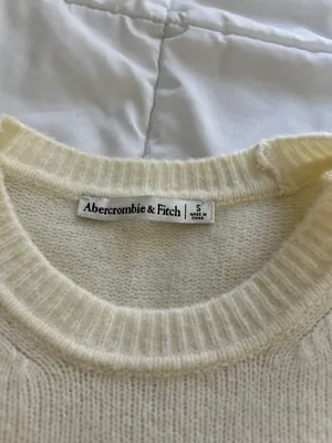 Abercrombie Sweater thumbnail 3