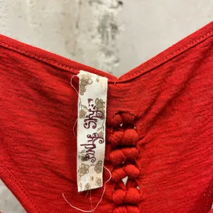 Only Sky Vintage Y2K Red Grunge Cross Graohic Braid Detail Tank Top Large L 00s thumbnail 3