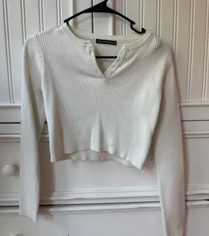 Brandy Melville Top thumbnail 1