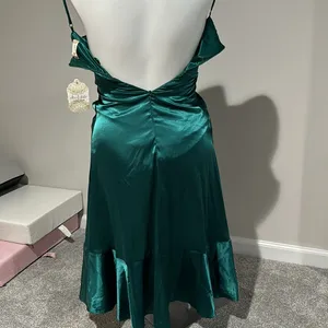 NWT Altar’d State Ava Satin Illusion Wrap Dress size M hunter green‎ thumbnail 6