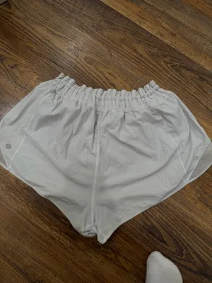 Lululemon Shorts thumbnail 5
