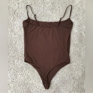 Skims Fits Everybody Cami (B4) Bodysuit Nwt Cocoa Size 3x thumbnail 2