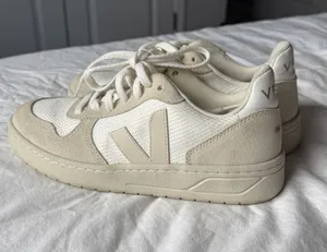 VEJA V-10 Sneakers Pure Calcaire Cream Beige Suede thumbnail 1