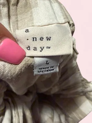 a new day Beige and White Gingham Paperbag Waist Shorts thumbnail 3