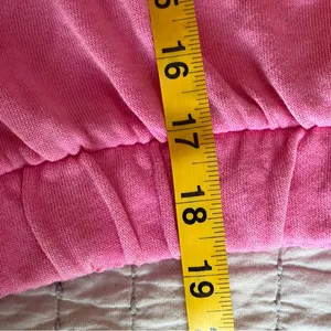 Garage Women's Pink Cropped Sweatshirt Size XS‎ EUC thumbnail 3