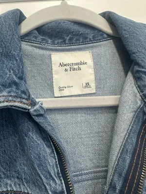 Abercrombie Relaxed 90s Denim Jumpsuit thumbnail 4