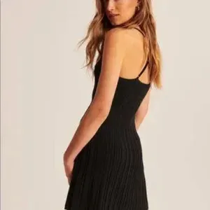 Abercrombie & Fitch Crossback Ribbed Elevated Knit Mini Dress thumbnail 7