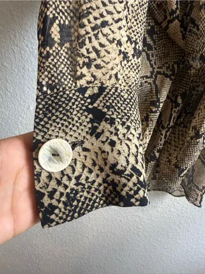 Zara Woman Snake Print Wrap‎ Blouse Beige Black Long Sleeve Size M thumbnail 5