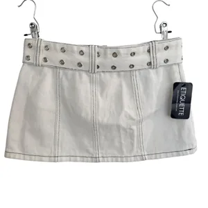White Denim Grommet Belt Micro Mini Skirt‎ Small NWT Y2K Festival Grunge Indie thumbnail 4
