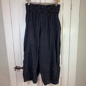 We The Free People Paperbag Waist Belted Barrel Leg Pants Black‎ Gray Medium thumbnail 2