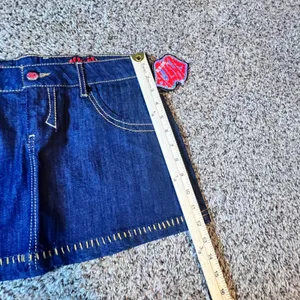 Chick by Nicky Hilton Denim Mini Skirt Dark Wash Skull‎ Embroidery Size 26 NWT thumbnail 6