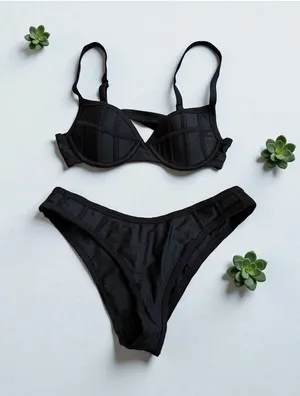 REFORM Swim Black Bikini Swimsuit Set Sz XS Top Sz M Bottoms thumbnail 1