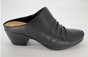 Clarks‎ Collection Mules Womens 6 Black Leather Ruched Slip On Block Heel Shoes thumbnail 1