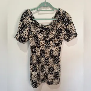 NWT By Anthropologie Ruffled Puff-Sleeve Dress Sz 4‎ thumbnail 3