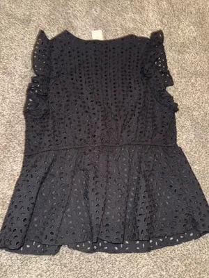 Jun & Ivy Black Eyelet Peplum V-Neck Blouse thumbnail 2