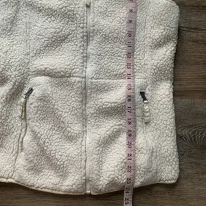 Columbia Off-White Sherpa Fleece Vest S thumbnail 7