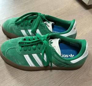 Adidas Shoes  thumbnail 1