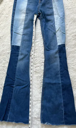 Hollister Jeans Flare High-Rise thumbnail 5
